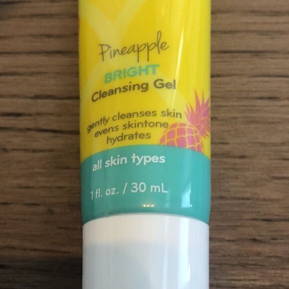 NEW Purlisse Pineapple Bright Cleansing Gel NWT sealed Ipsy bag - Picture 9 of 11